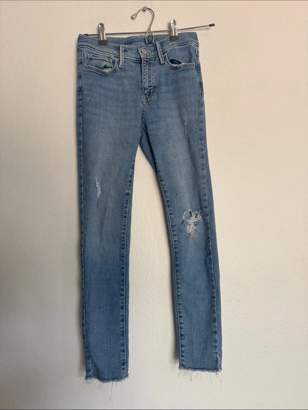 Old Navy Light Blue Distressed Kids Skinny Jeans
